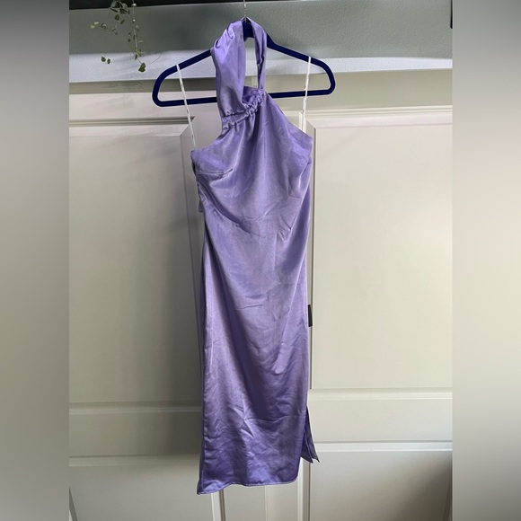 Lulus lavender dress bought and never worn - Picture 3 of 4